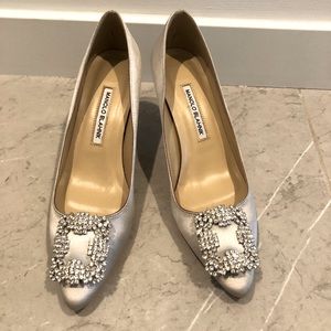 Manolo Blahnik Hangisi 70 size 39